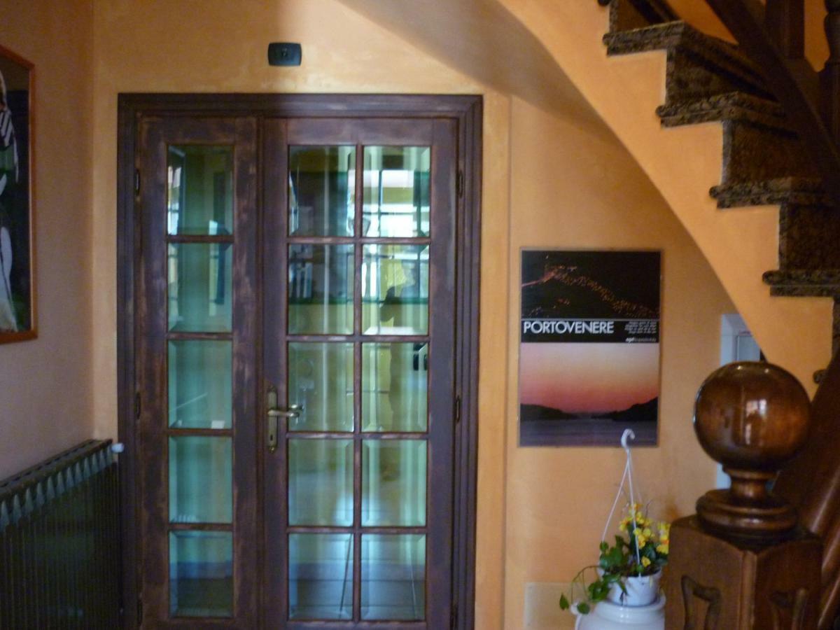 Hotel Il Ciambellino Santo Stefano di Magra Exterior foto